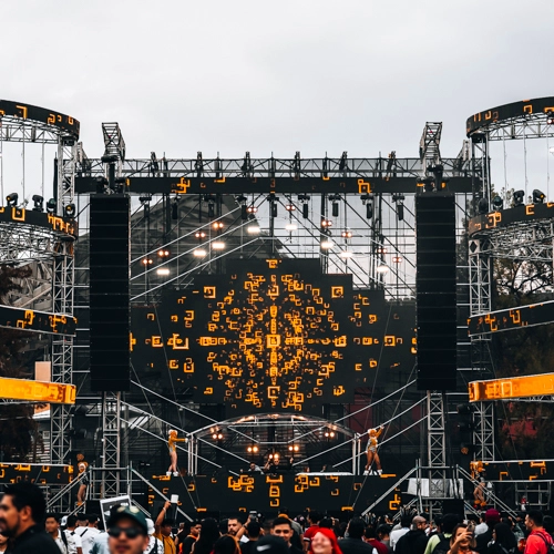 diseno de trusses para escenario stereobloom edc 2025