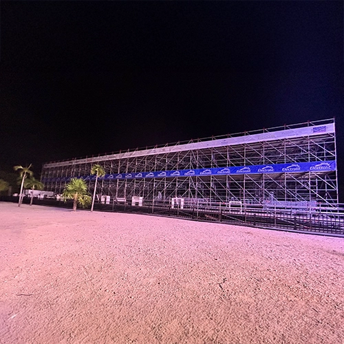 palco para activaciones layher vip de 60x12mts