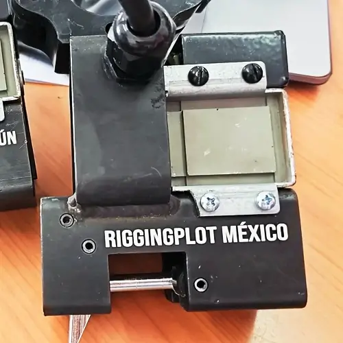 SOLENOIDE DE KABUKI PARA TELONES PARA ESPECTÁCULOS