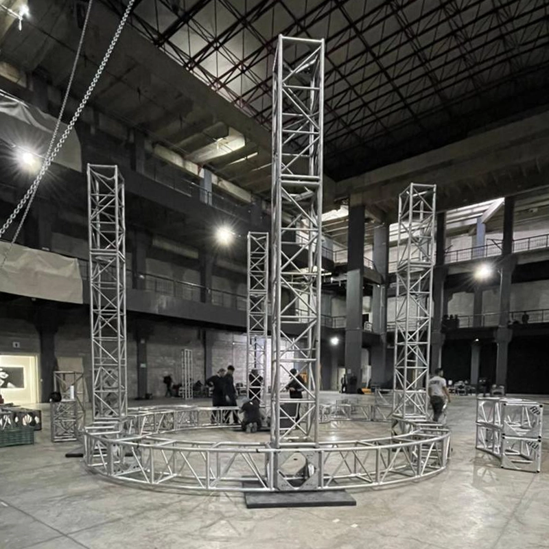 CÍRCULO DE 6.72MTS A 7.11MTS PARA ELEVACIÓN DE AUTOMÓVIL