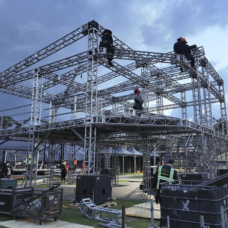 HOSPITALITY DISEÑADO CON TRUSSES MD DE 2 NIVELES HS-N2-10.67*10.36MTS