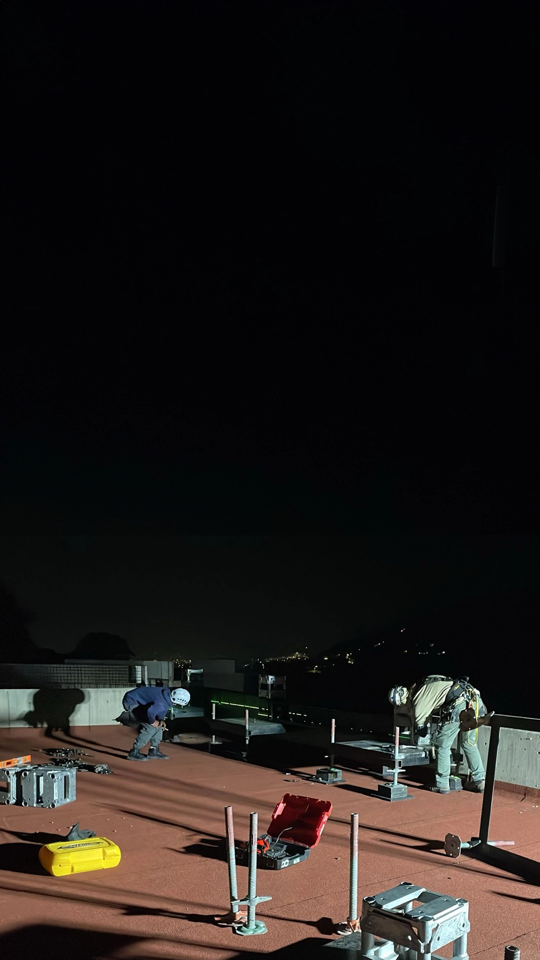 AJUSTE DE CONTRAPESOS Y ESTRUCTURA PRINCIPAL PARA MECANISMO DE TELÓN