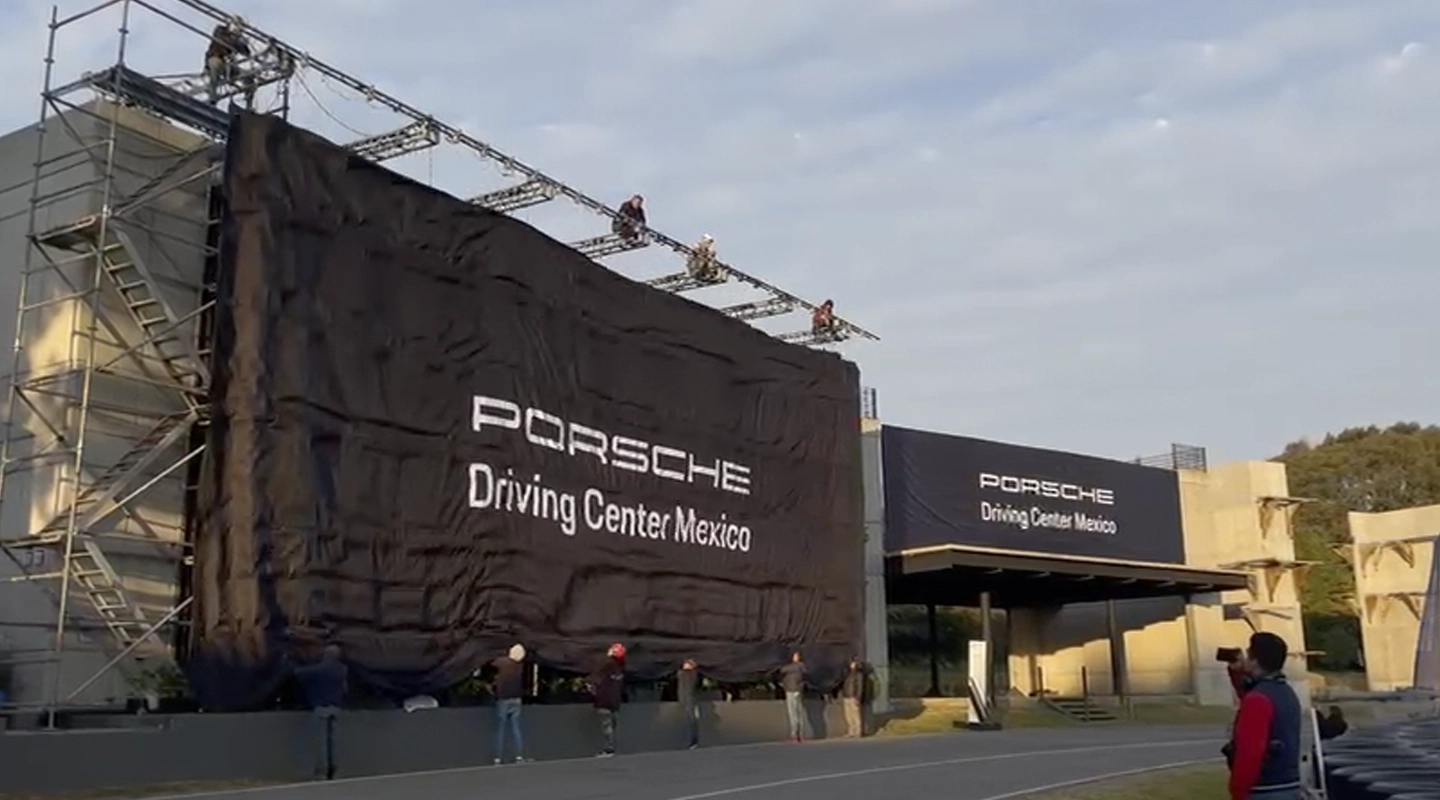 DETALLE DEL MONTAJE DE CANTILEVER, SOPORTES Y CONTRAPESOS PARA CAÍDA DE TELÓN